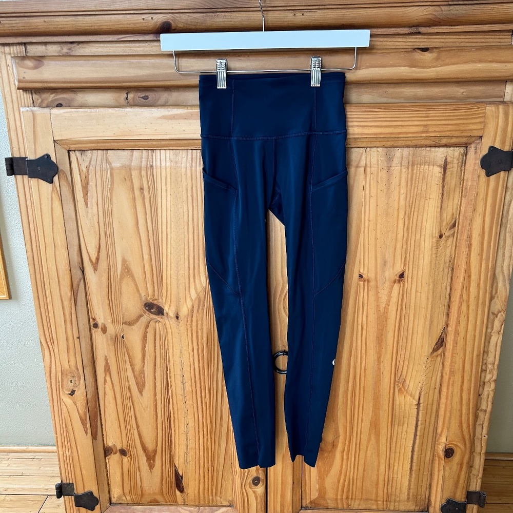Lululemon Leggings‎ High Rise Side Pockets Storage along Waist Band Navy Sz 2